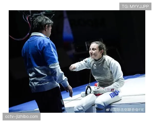 国际击剑联合会花剑世界杯帕尔马站，意大利与捷克选手分获个人金牌